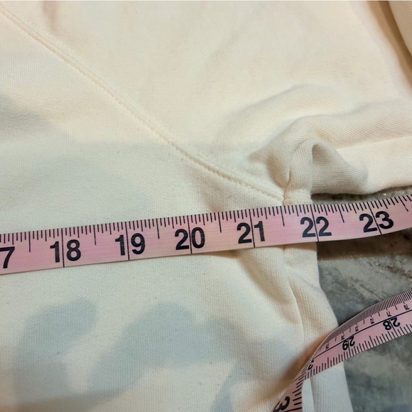 Lou & Grey Always The Optimist Cream Graphic Sweatshirt Women Small Cozy Lounge - Picture 7 of 10